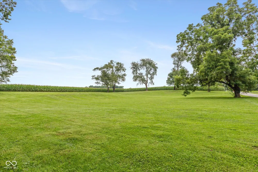 12196 Bingham Road Mooresville, IN 46158