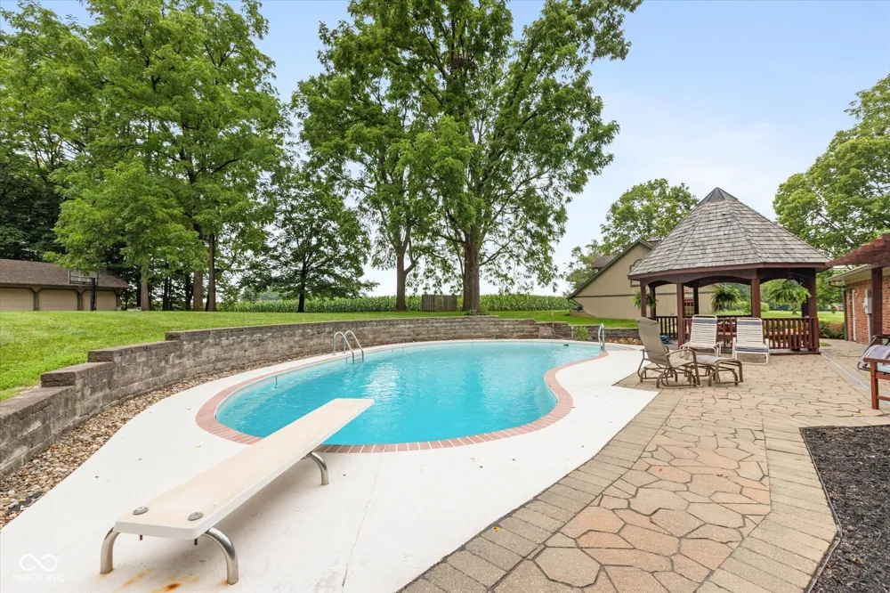 12196 Bingham Road Mooresville, IN 46158
