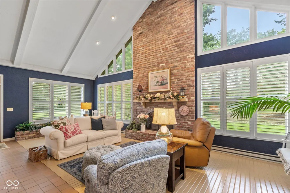 12196 Bingham Road Mooresville, IN 46158