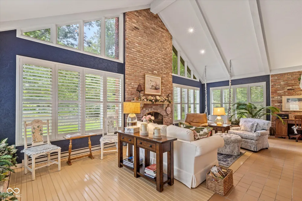 12196 Bingham Road Mooresville, IN 46158