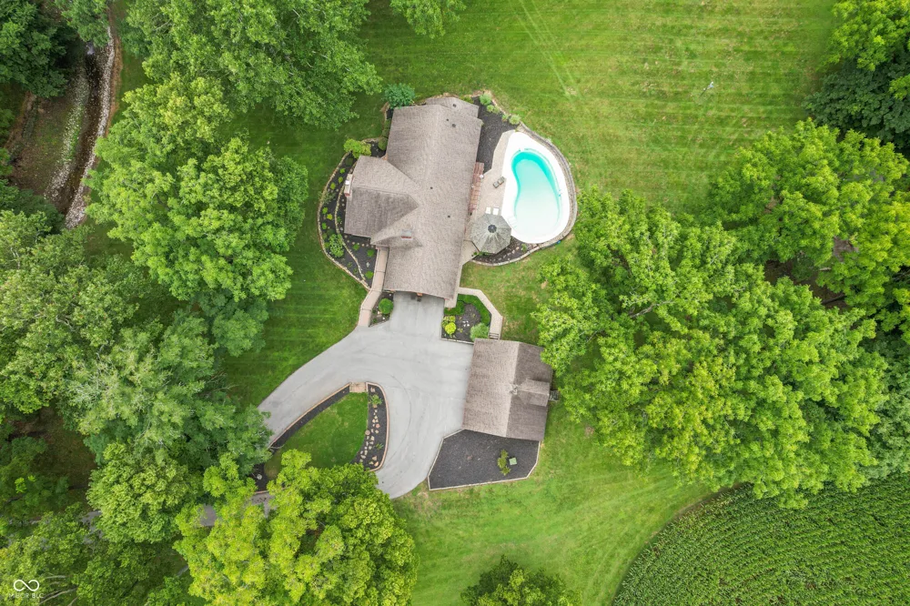 12196 Bingham Road Mooresville, IN 46158