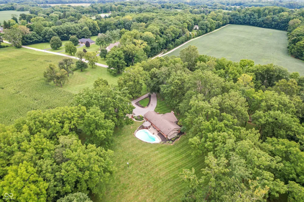 12196 Bingham Road Mooresville, IN 46158
