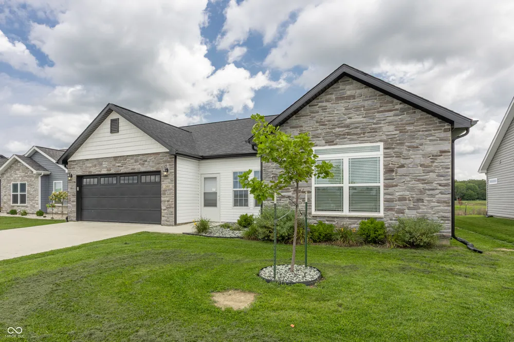 2483 Fiona Drive Kokomo, IN 46902