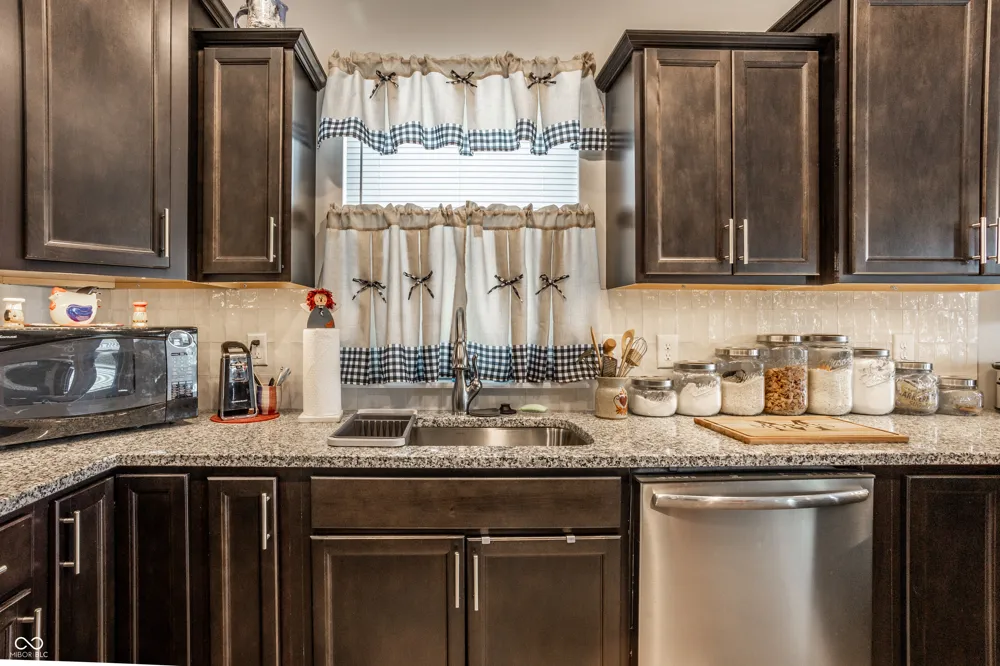 2483 Fiona Drive Kokomo, IN 46902