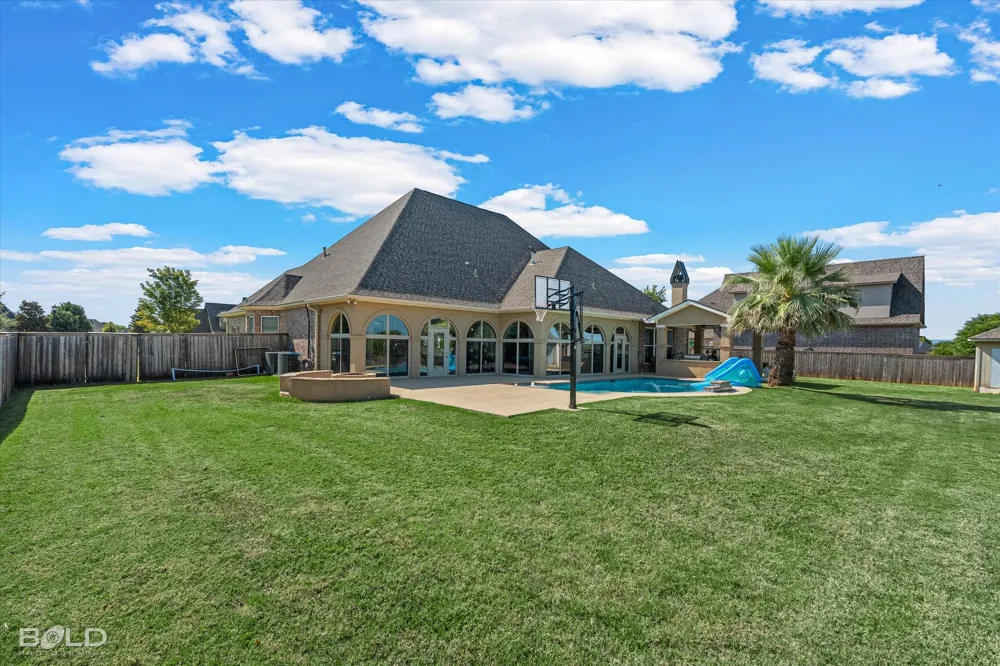 419 Kingston Plantation Boulevard Benton, LA 71006