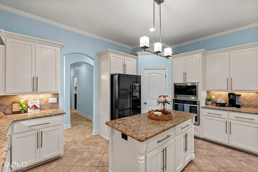 419 Kingston Plantation Boulevard Benton, LA 71006