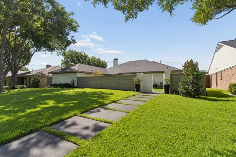 1321 Chesterton Drive