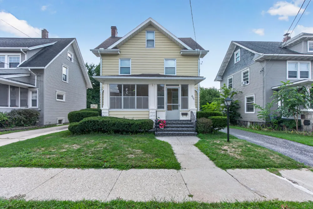 605 Harwood Street Jackson, MI 49203