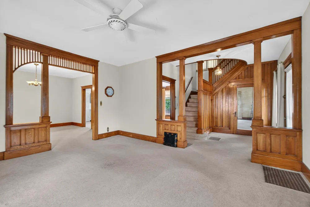 605 Harwood Street Jackson, MI 49203