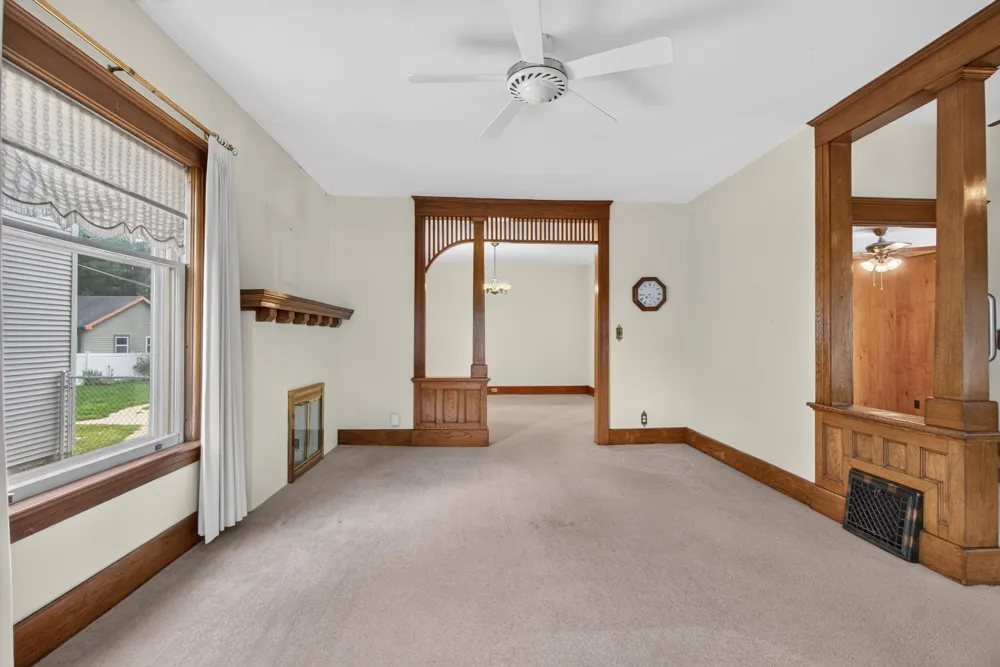 605 Harwood Street Jackson, MI 49203