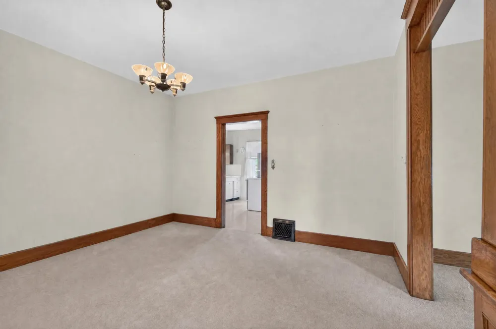 605 Harwood Street Jackson, MI 49203
