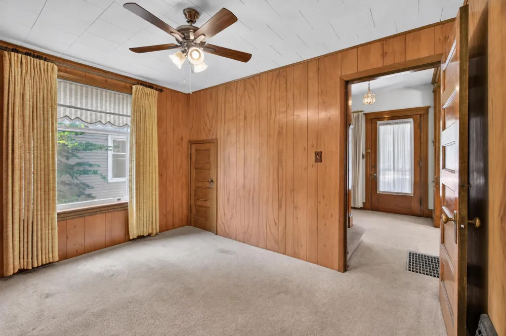 605 Harwood Street Jackson, MI 49203