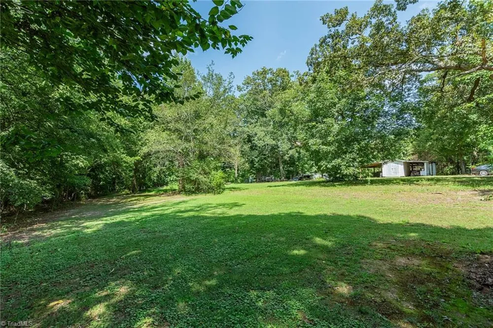 1025 E Holly Grove Road Lexington, NC 27292