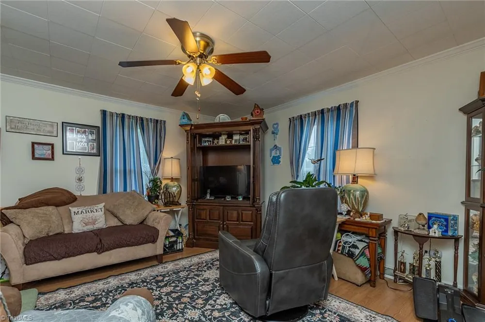 1025 E Holly Grove Road Lexington, NC 27292