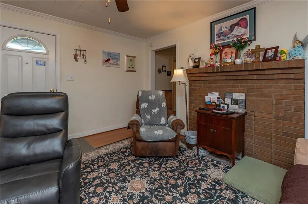 1025 E Holly Grove Road Lexington, NC 27292