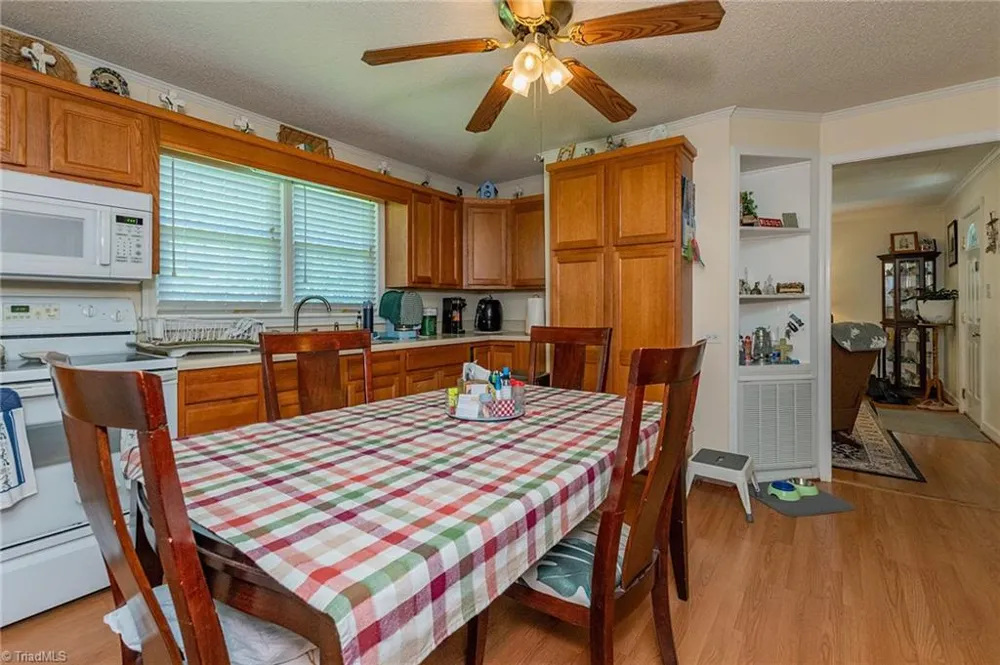 1025 E Holly Grove Road Lexington, NC 27292