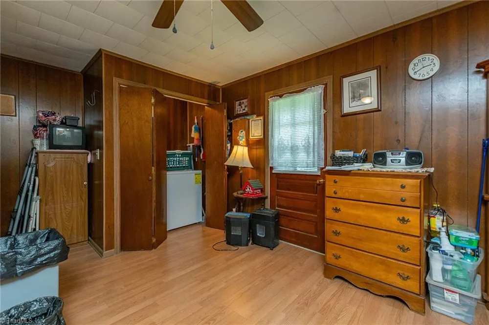 1025 E Holly Grove Road Lexington, NC 27292