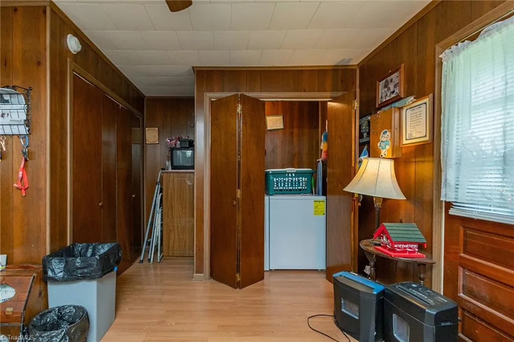 1025 E Holly Grove Road Lexington, NC 27292