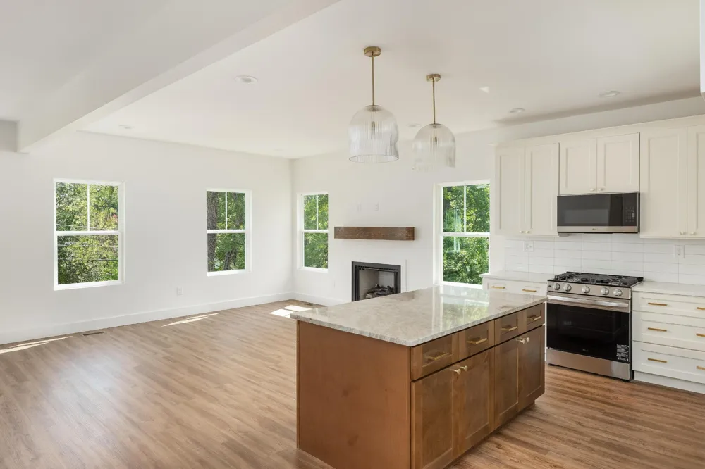 329 Isbill Road Chattanooga, TN 37419