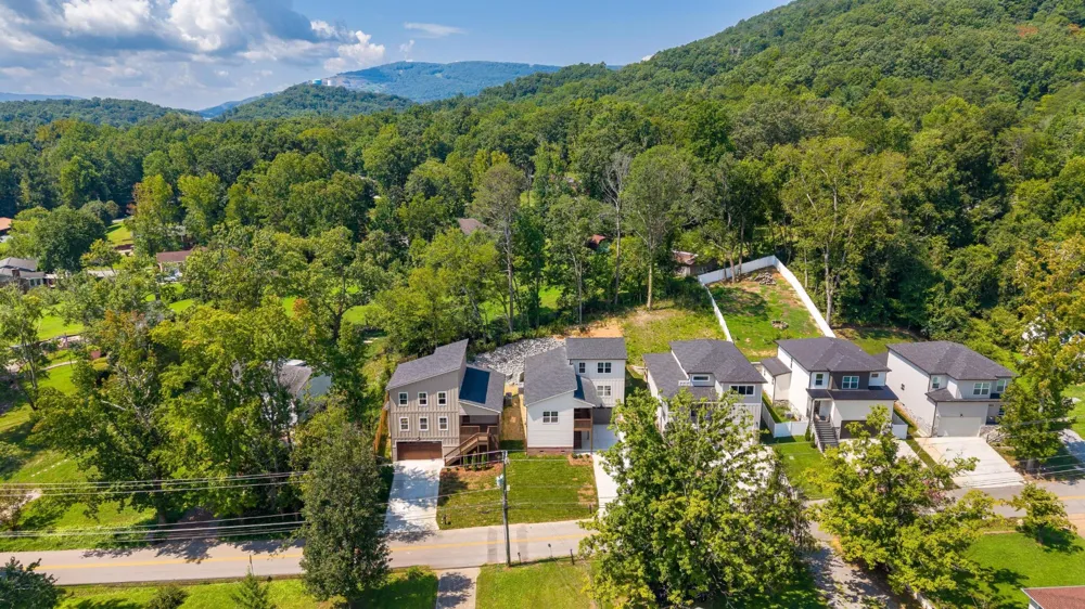 331 Isbill Road Chattanooga, TN 37419