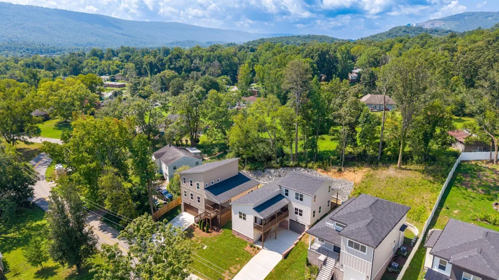331 Isbill Road Chattanooga, TN 37419