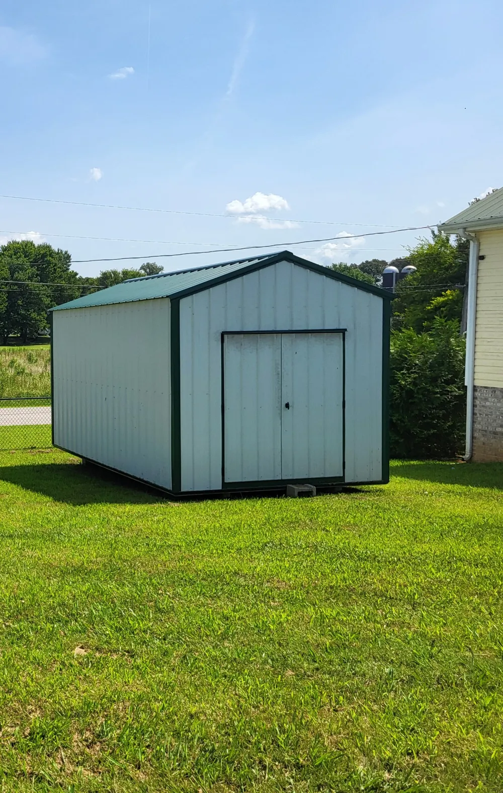 1325 Miriah Dr McMinnville, TN 37110