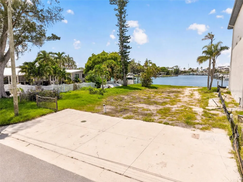 331 BOCA CIEGA DRIVE Madeira Beach, FL 33708