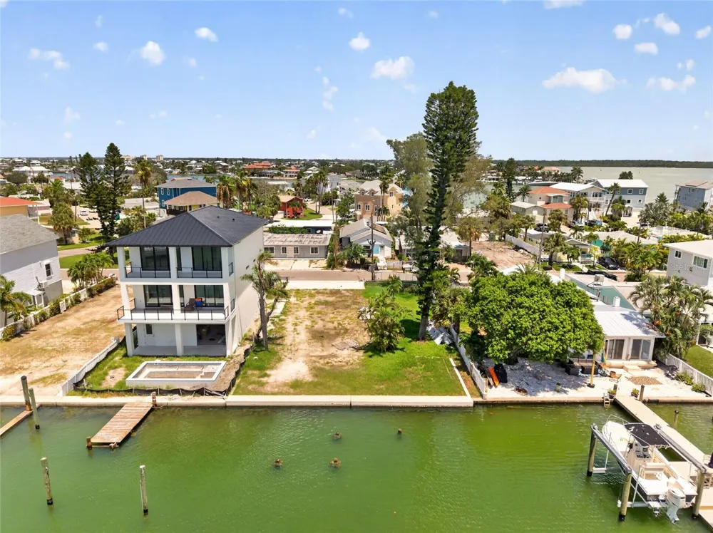 331 BOCA CIEGA DRIVE Madeira Beach, FL 33708