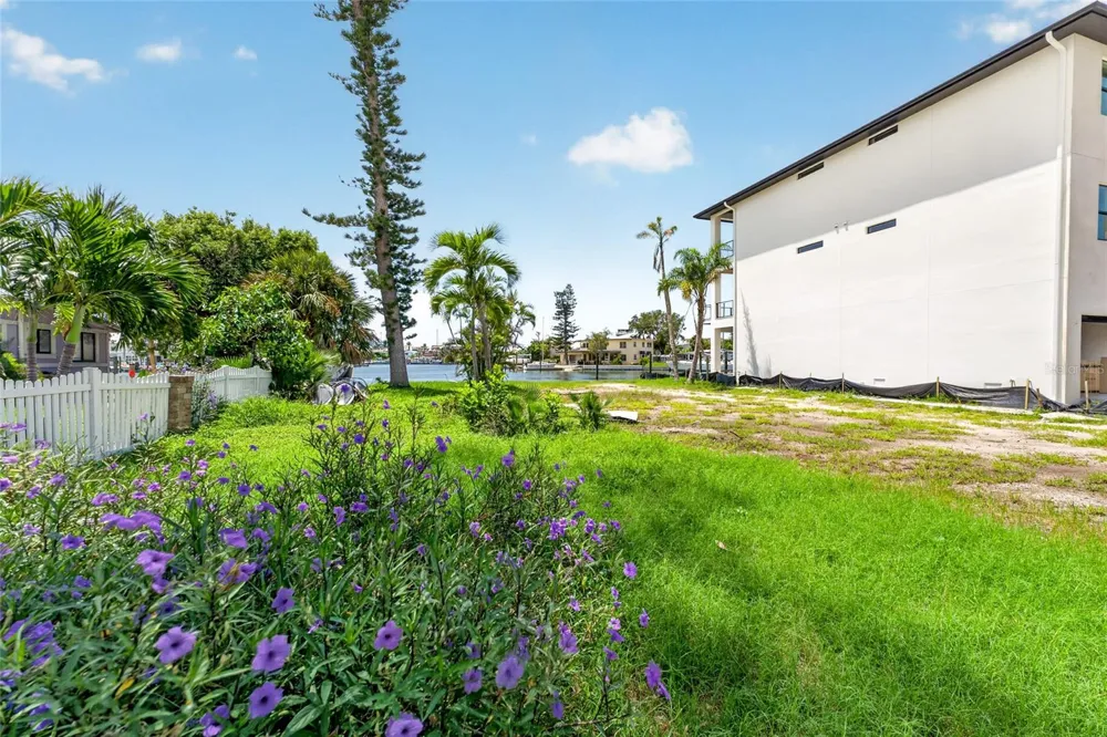 331 BOCA CIEGA DRIVE Madeira Beach, FL 33708