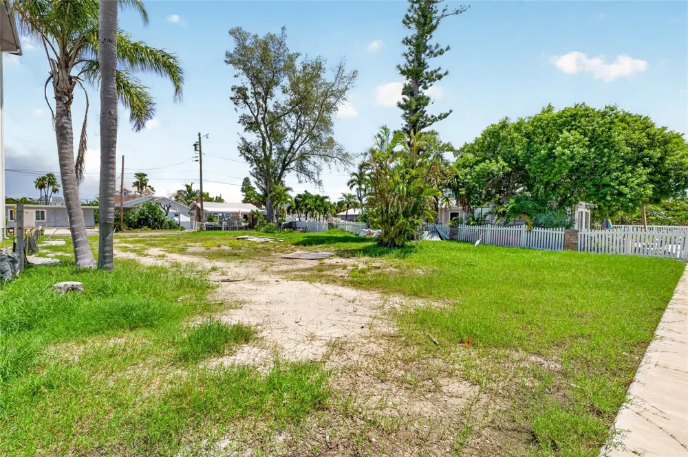 331 BOCA CIEGA DRIVE Madeira Beach, FL 33708