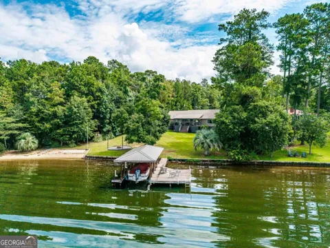 132 Island DR