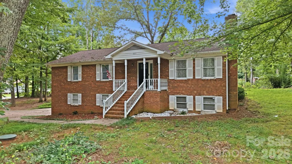 3707 Welcome Arcadia Road Lexington, NC 27295