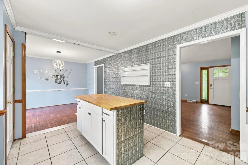 3707 Welcome Arcadia Road Lexington, NC 27295