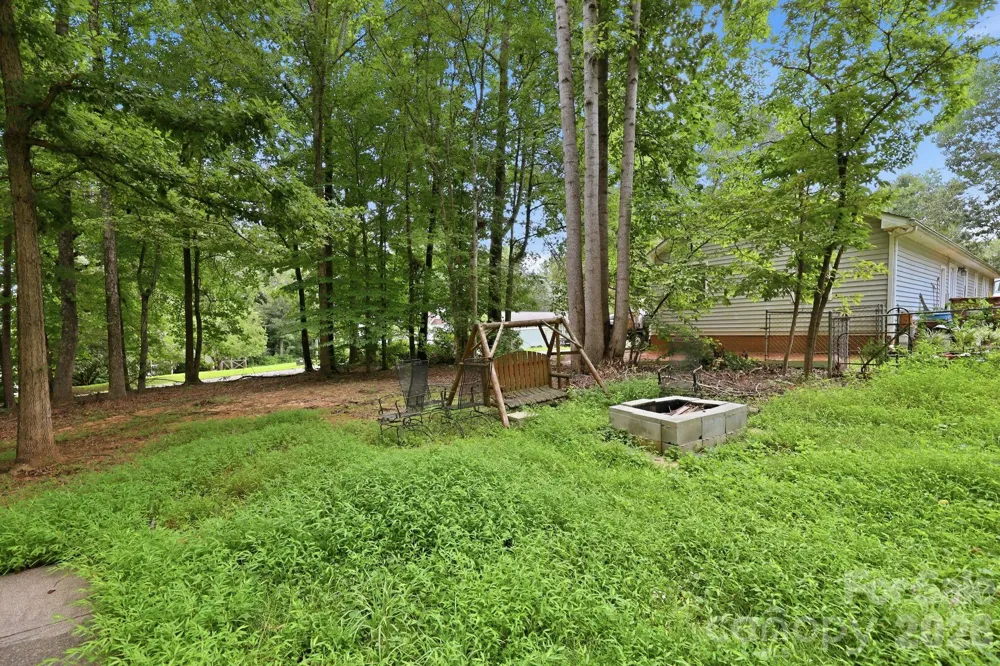 3707 Welcome Arcadia Road Lexington, NC 27295