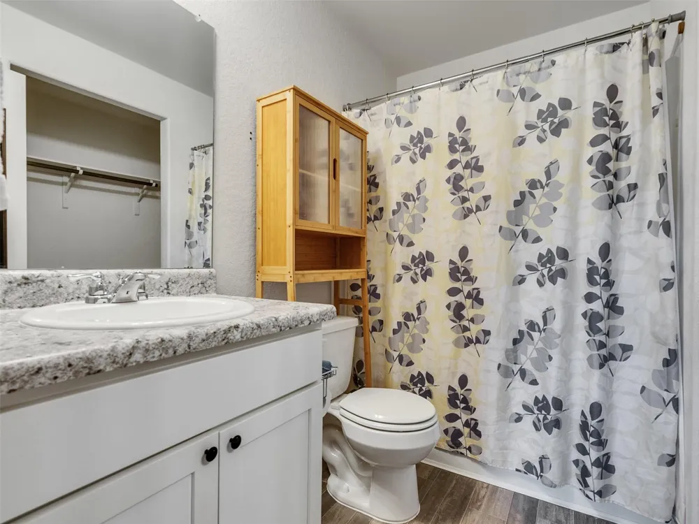 2029 6th Street Hempstead, TX 77445