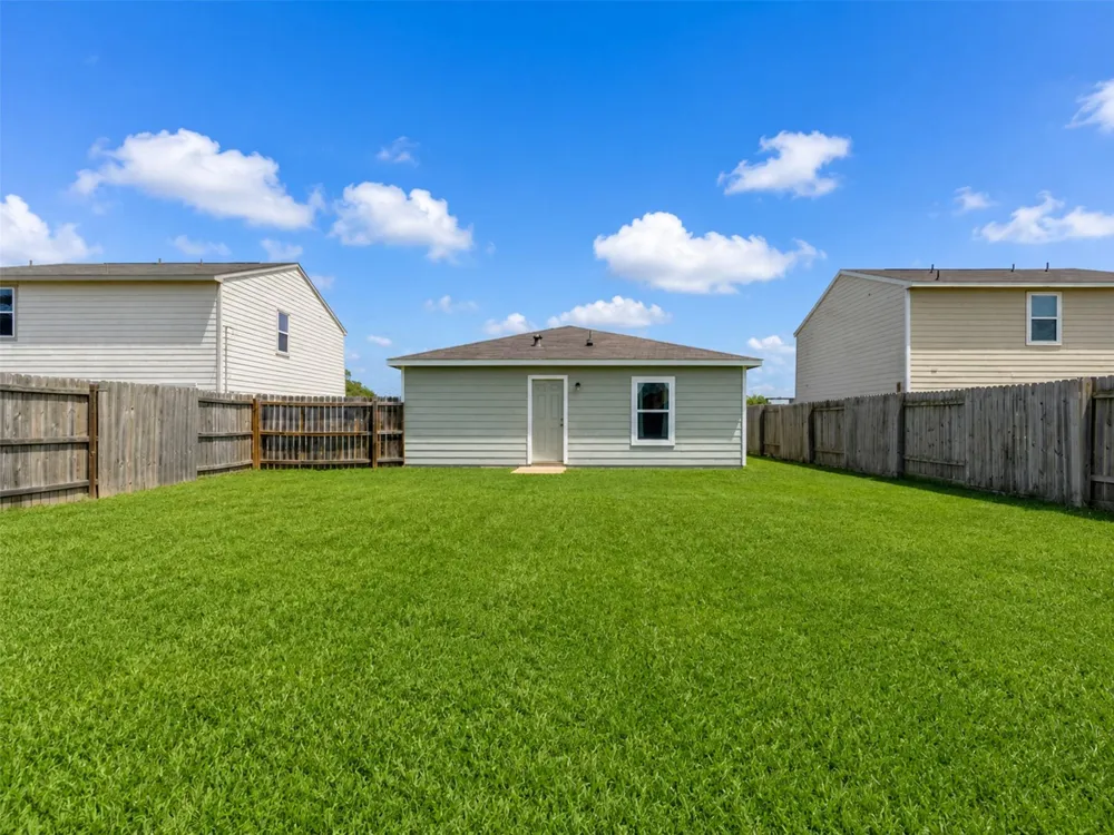 2029 6th Street Hempstead, TX 77445