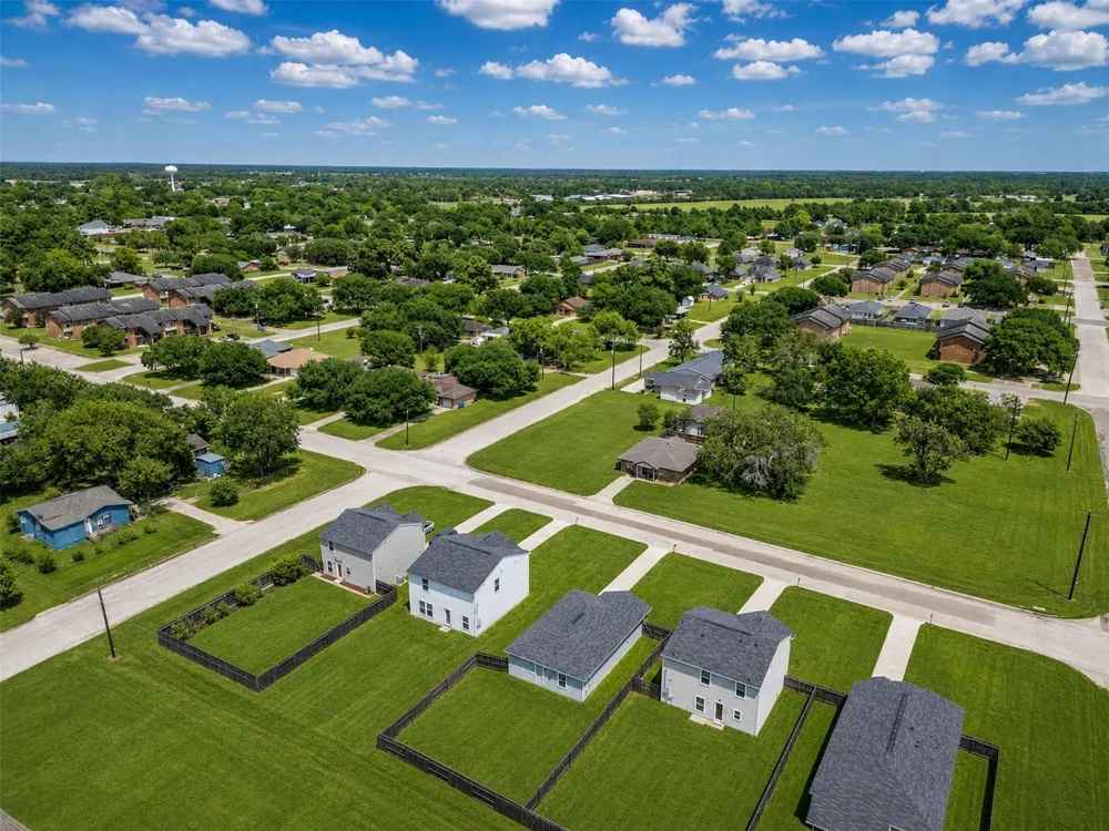 2029 6th Street Hempstead, TX 77445