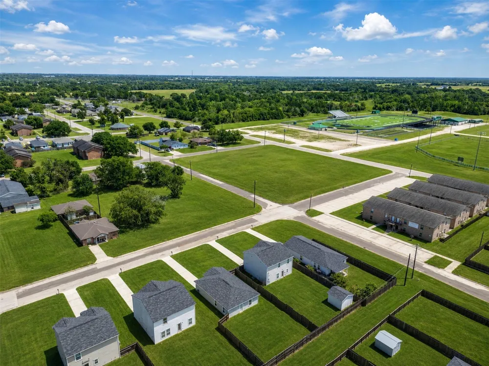 2029 6th Street Hempstead, TX 77445