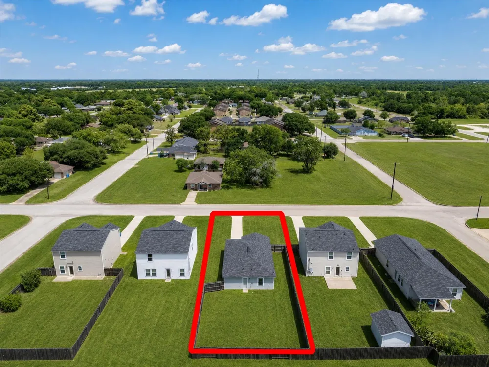 2029 6th Street Hempstead, TX 77445