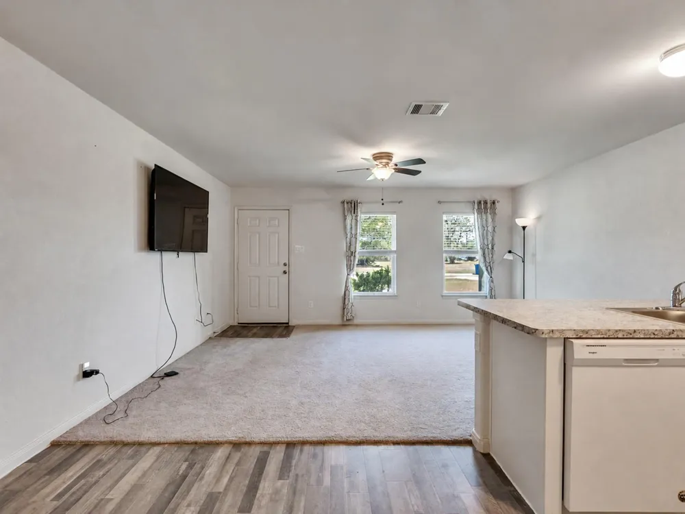 2029 6th Street Hempstead, TX 77445