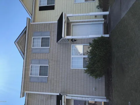 106 Streamwood Drive