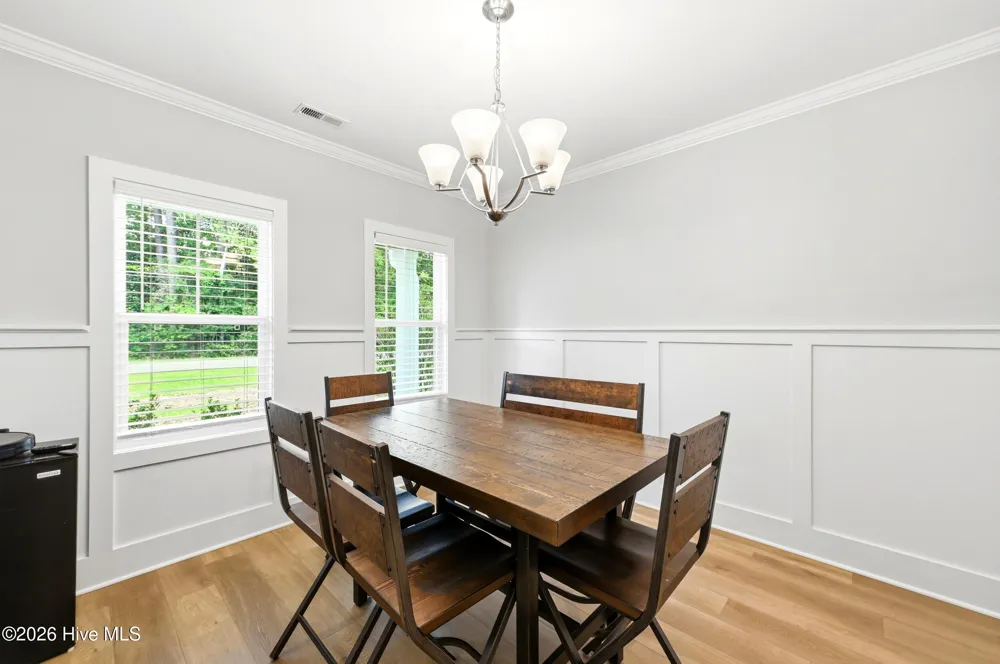 807 E Fremont Street Burgaw, NC 28425