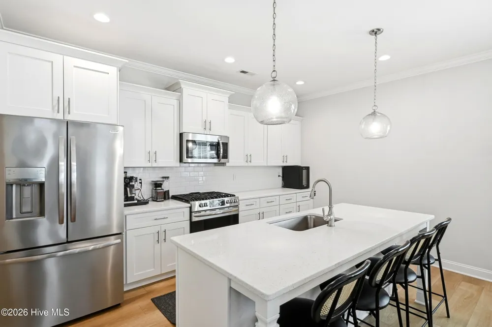 807 E Fremont Street Burgaw, NC 28425