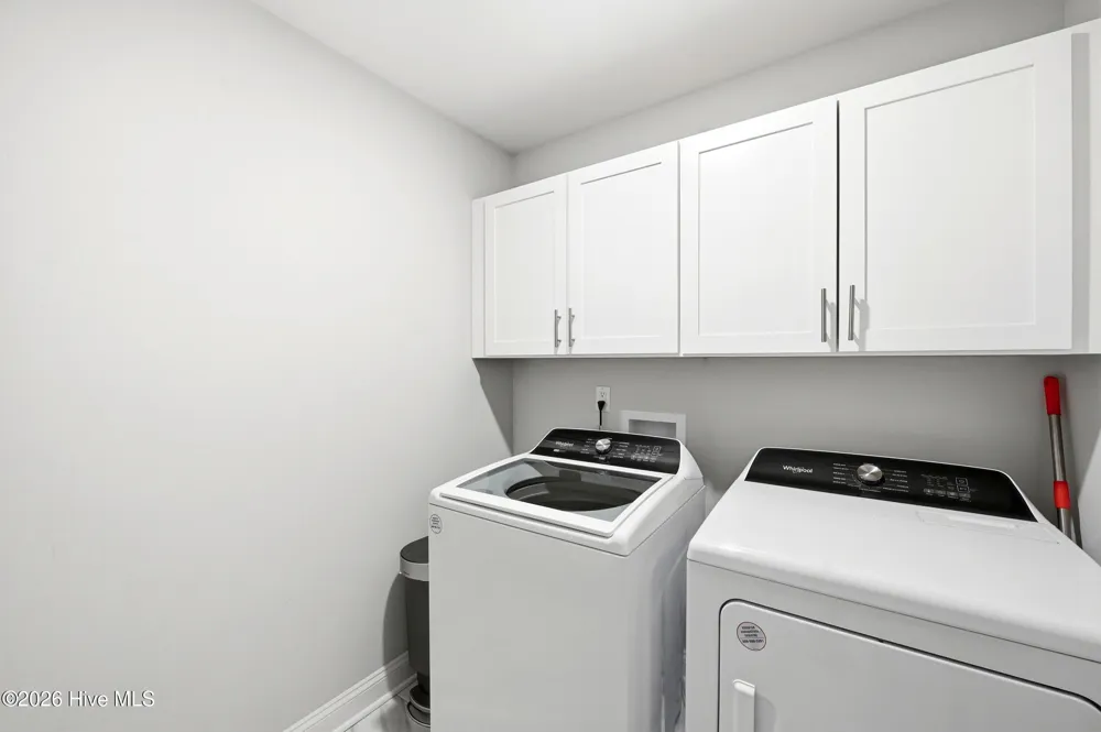 807 E Fremont Street Burgaw, NC 28425
