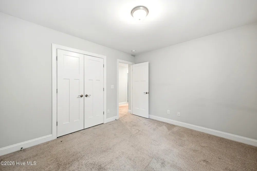 807 E Fremont Street Burgaw, NC 28425