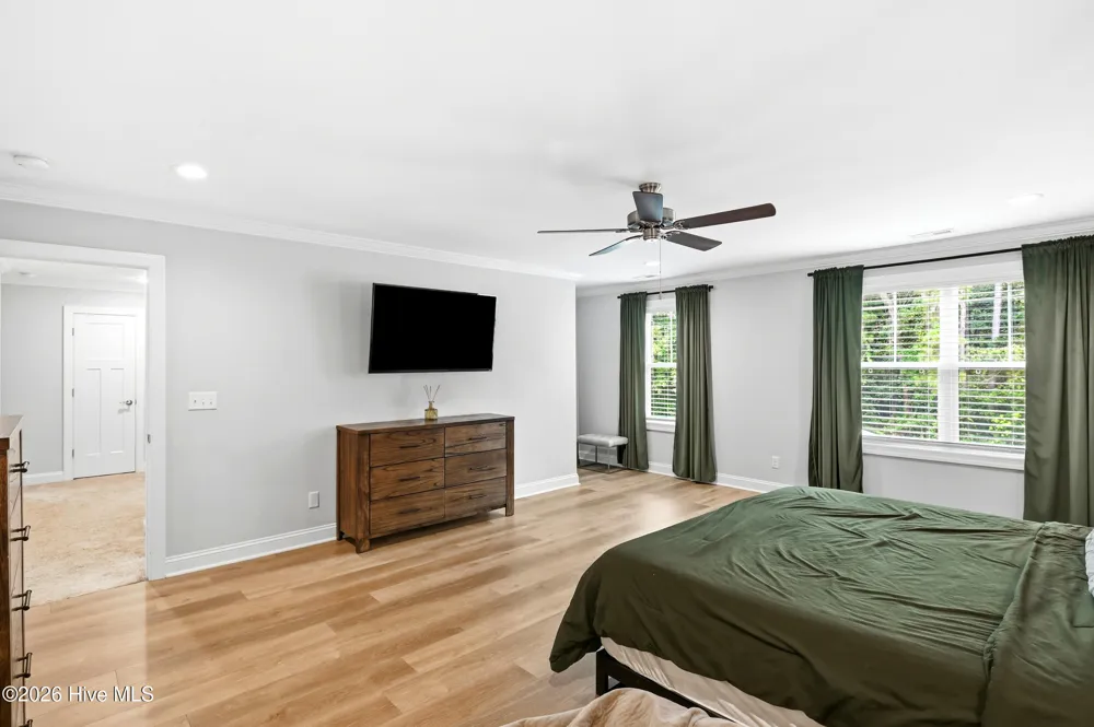 807 E Fremont Street Burgaw, NC 28425
