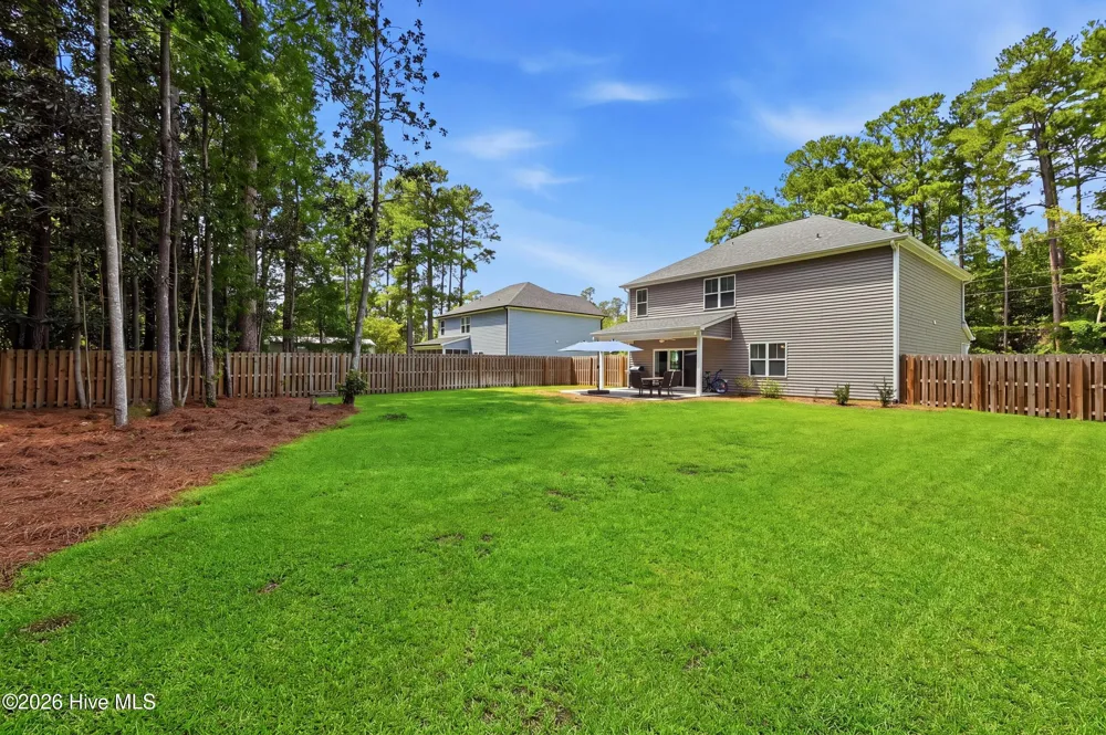 807 E Fremont Street Burgaw, NC 28425