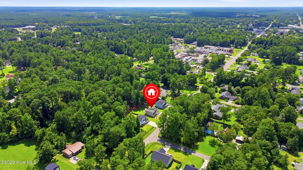 807 E Fremont Street Burgaw, NC 28425