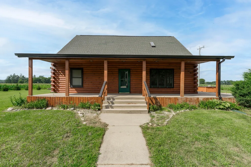 28720 Co Rd 354 Lawton, MI 49065