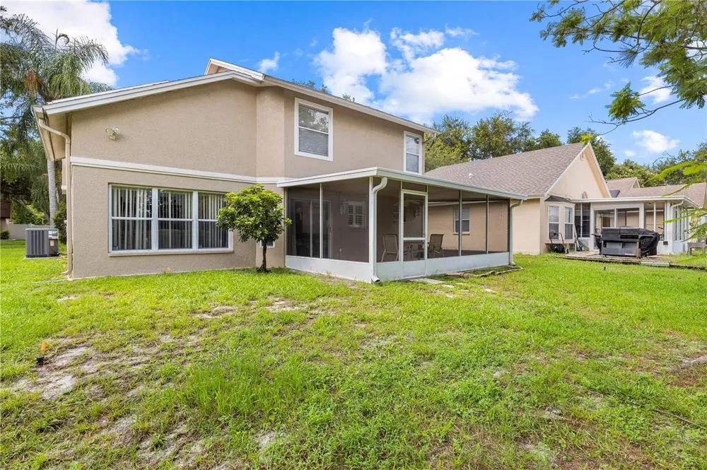 9808 LONG MEADOW DRIVE Tampa, FL 33615